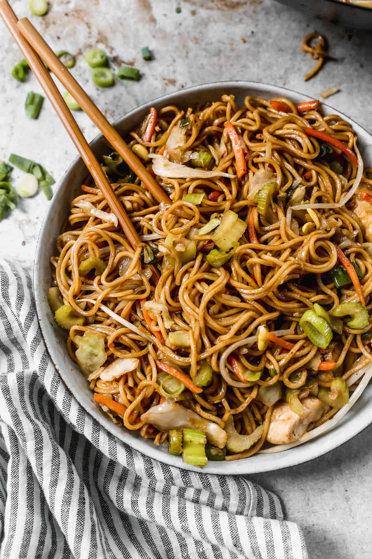 How to Make Chow Mein: A Classic Chinese Noodle Dish